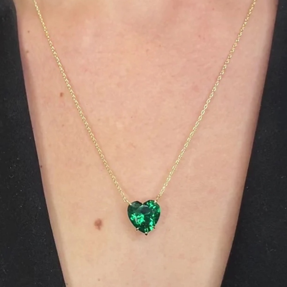 Brand new Melinda Maria The Allison Emerald Heart Necklace
